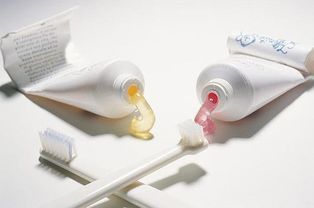 愛(ài)牙日特輯 牙膏貴的好？早晚需不同？你想知道的牙膏問(wèn)題都在這里